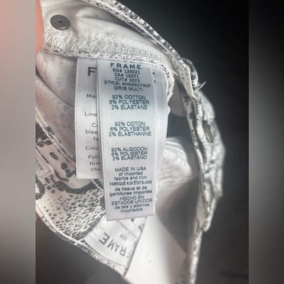 FRAME Snake Skin Denim Pant Size 25 (US-0) NWT - Picture 12 of 14